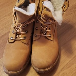 Gently Used Timberland Boots